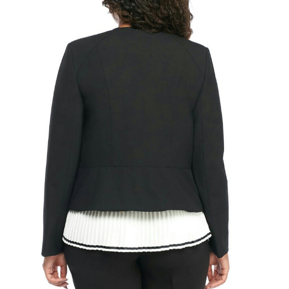 18 Plus Size Asymmetrical Moto Zip Jacket - Picture 2 of 2